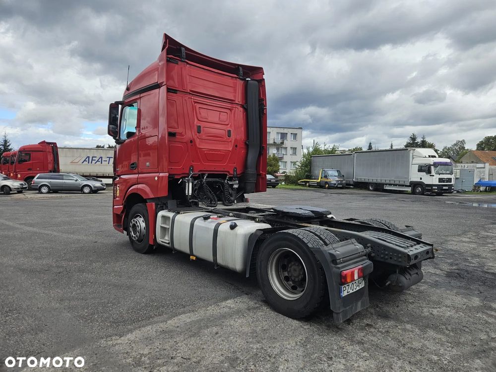 Mercedes-Benz ACTROS - 3