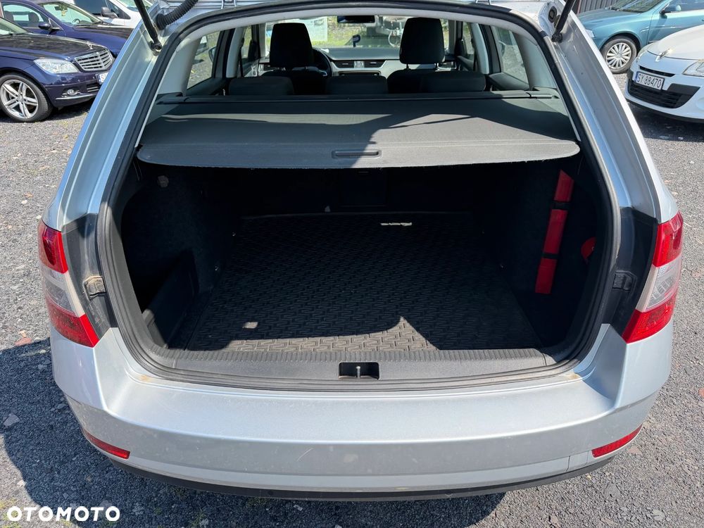 Skoda Octavia 1.6 TDI Ambition - 11