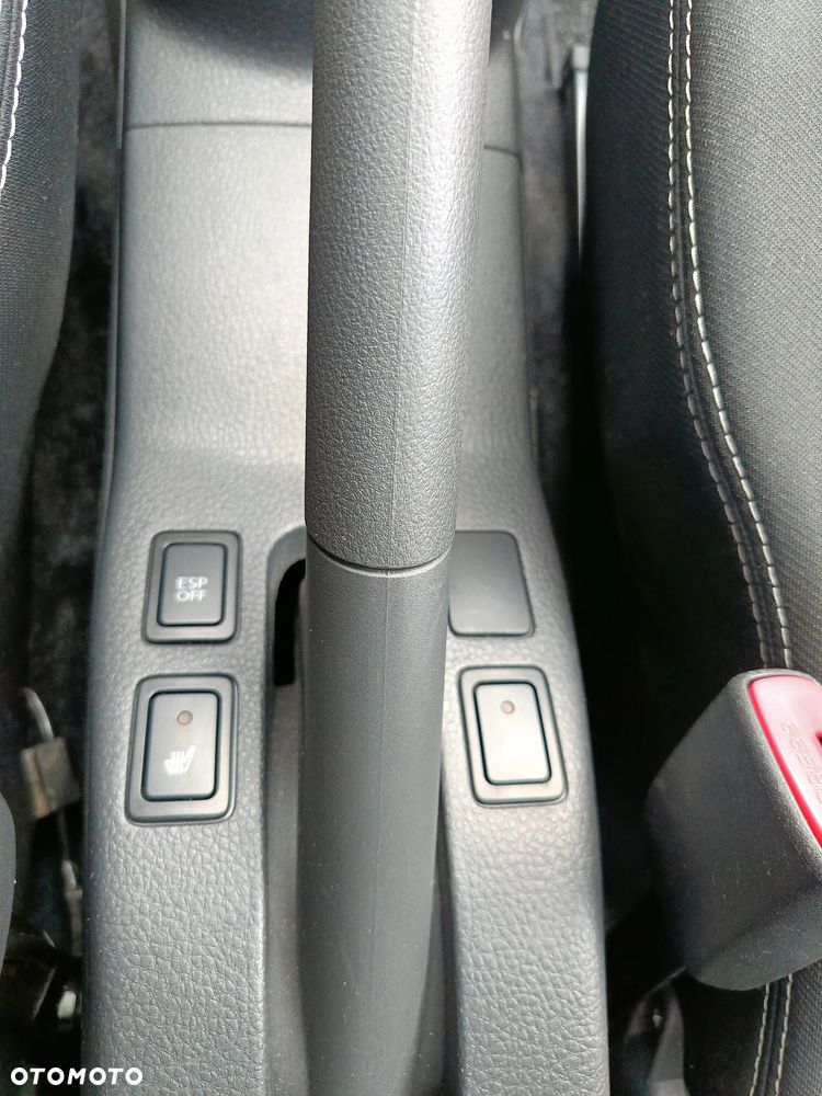 Suzuki SX4 1.6 Comfort Plus - 12