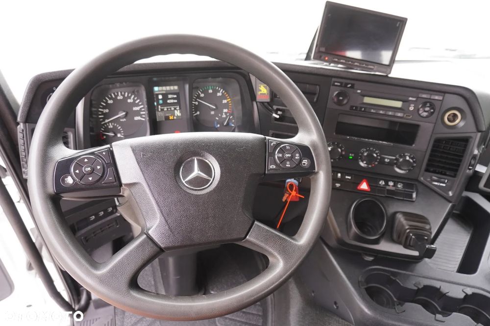 Mercedes-Benz Arocs 1827 4x2 / 70 tys km!!! / HDS Fassi F135A.0.22 / pilot / rotator_257692 - 17