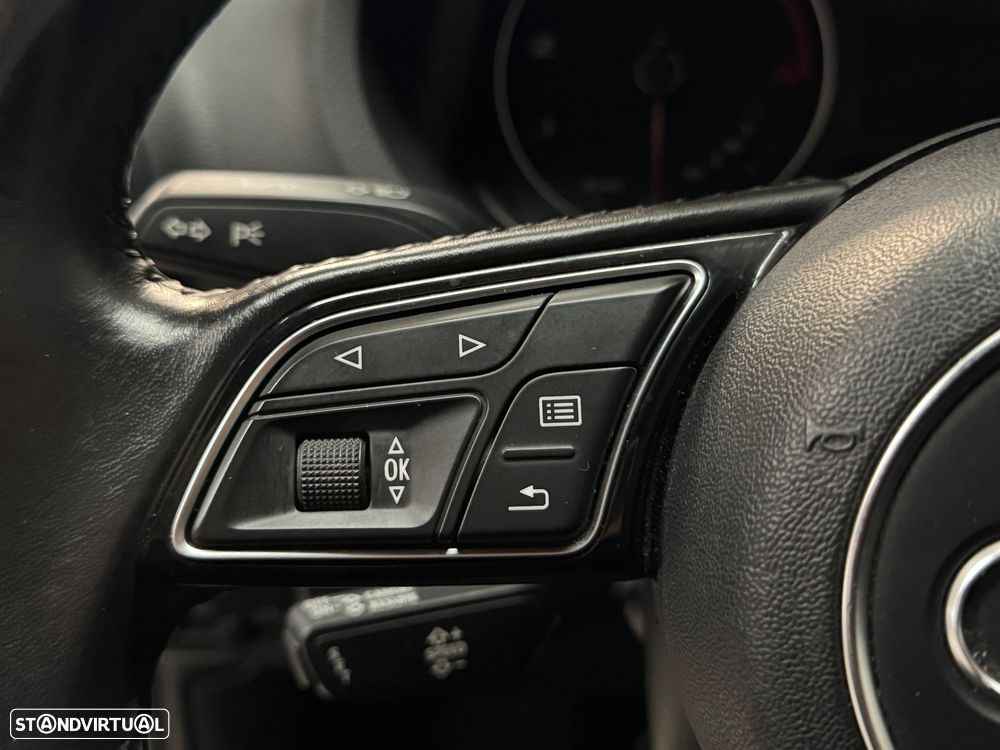 Audi A3 Sportback 1.6 TDI B.Line Attraction - 14