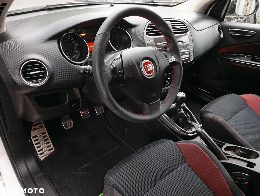 Fiat Bravo 1.6 Multijet 16V Active Euro5 - 11