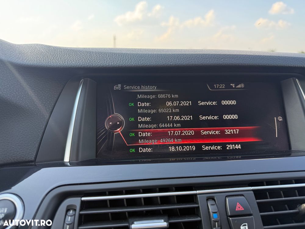 BMW Seria 5 525d xDrive AT - 16