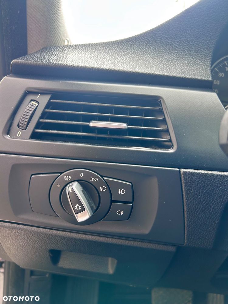 BMW Seria 3 - 28