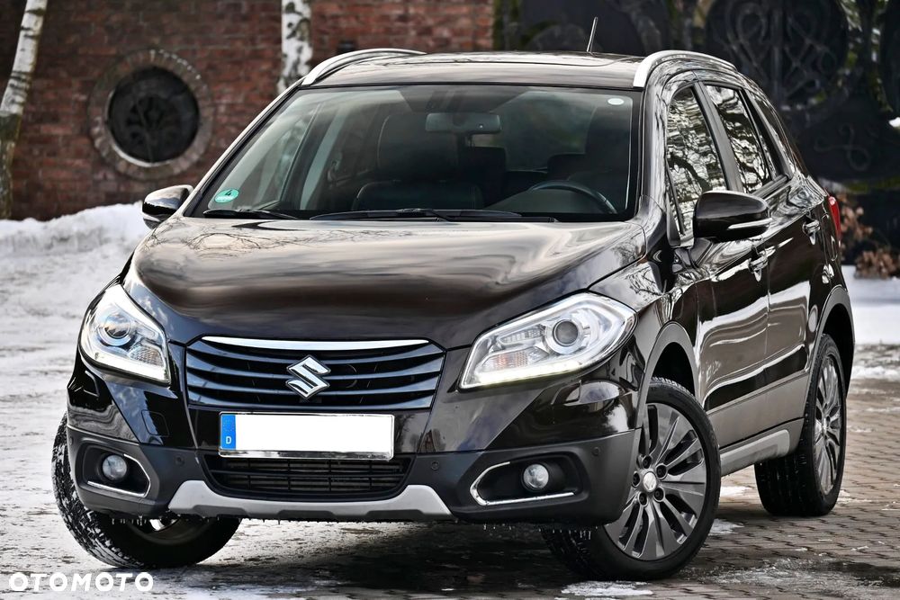 Suzuki SX4 S-Cross 1.6 DDiS Premium 4WD - 2