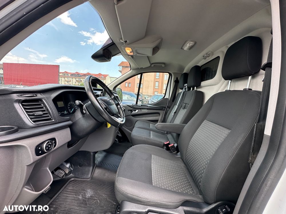Ford TRANSIT CUSTOM L2H2 - 20