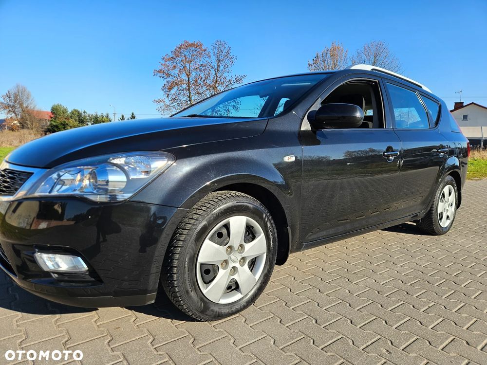 Kia Ceed 1.4 CVVT Spirit - 36