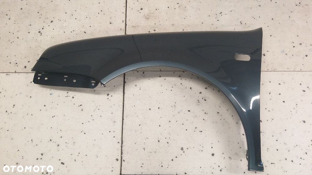 VW GOLF IV 97-06 rok BŁOTNIK LEWY LUB PRAWY LC5F CYNK. - 1