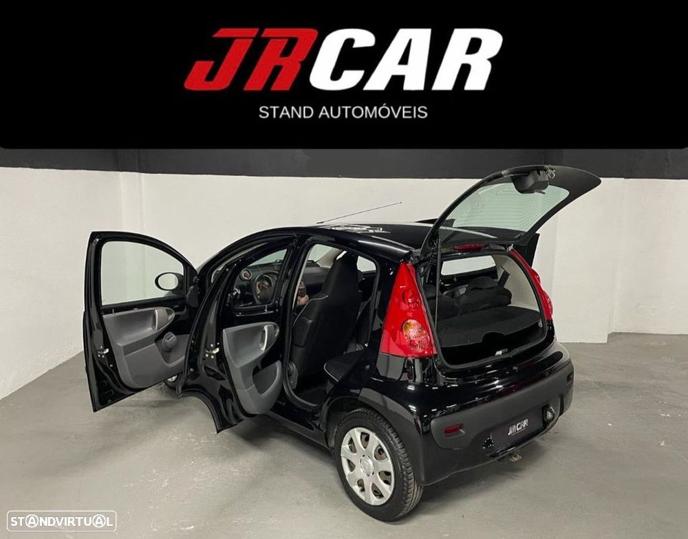 Peugeot 107 1.0 Trendy - 6
