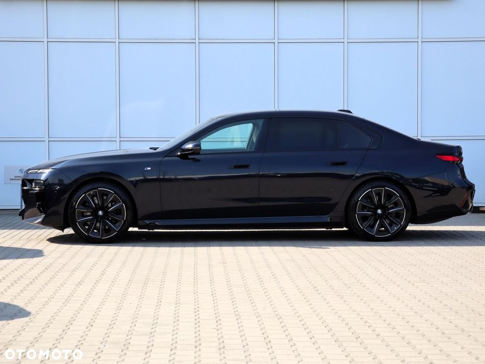 BMW i7 - 3