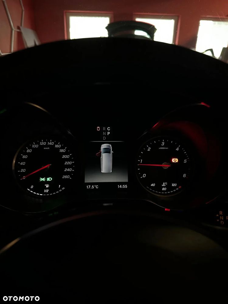 Mercedes-Benz Klasa V 300 d 4-Matic Avantgarde 9G-Tronic (d³ugi) - 15