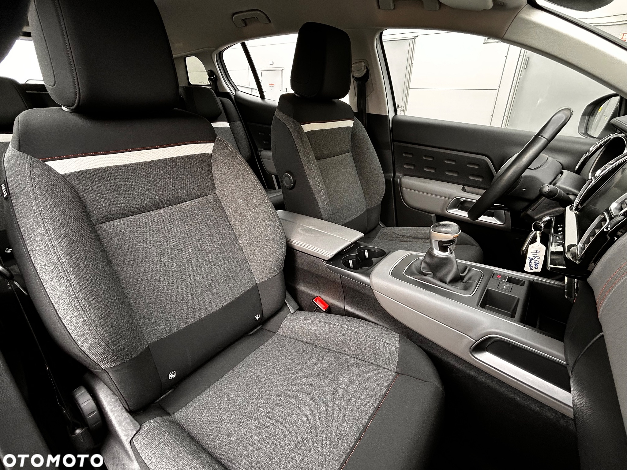 Citroën C5 Aircross BlueHDI 130 S&S LIVE - 28