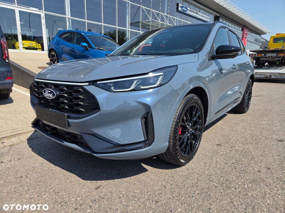 Ford Kuga - 1