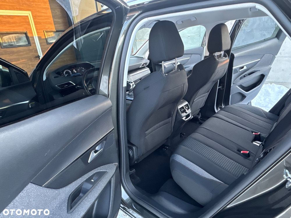 Peugeot 3008 BlueHDi 130 Stop & Start Active Business-Paket - 23