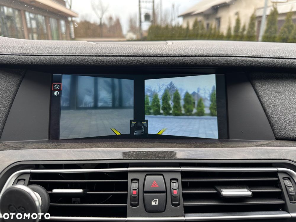 BMW Seria 7 730d - 31