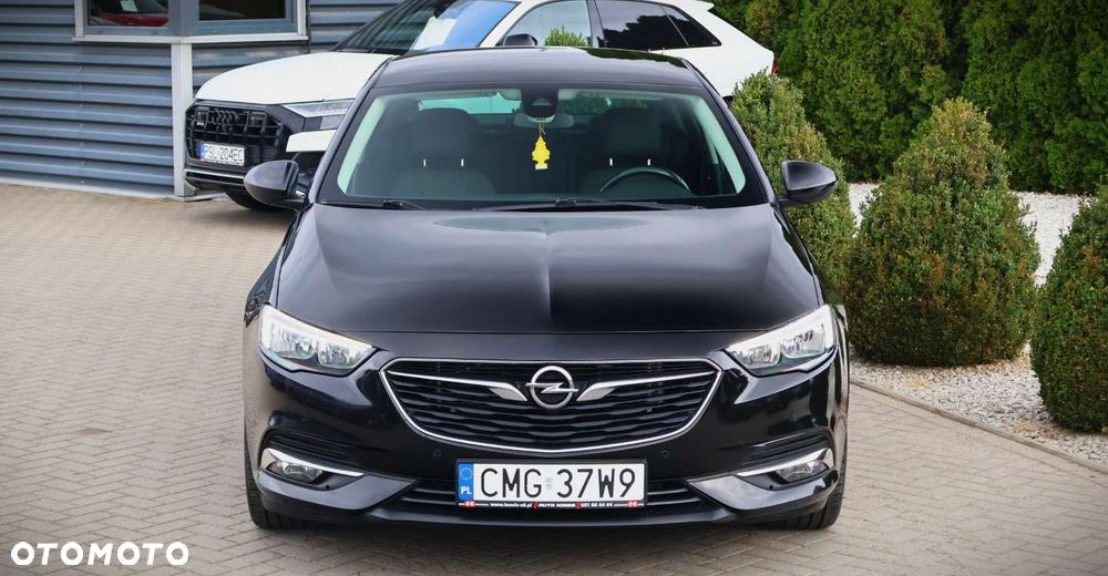 Opel Insignia - 11