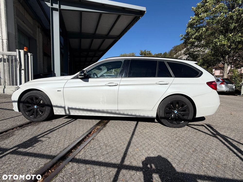 BMW Seria 3 320d - 8