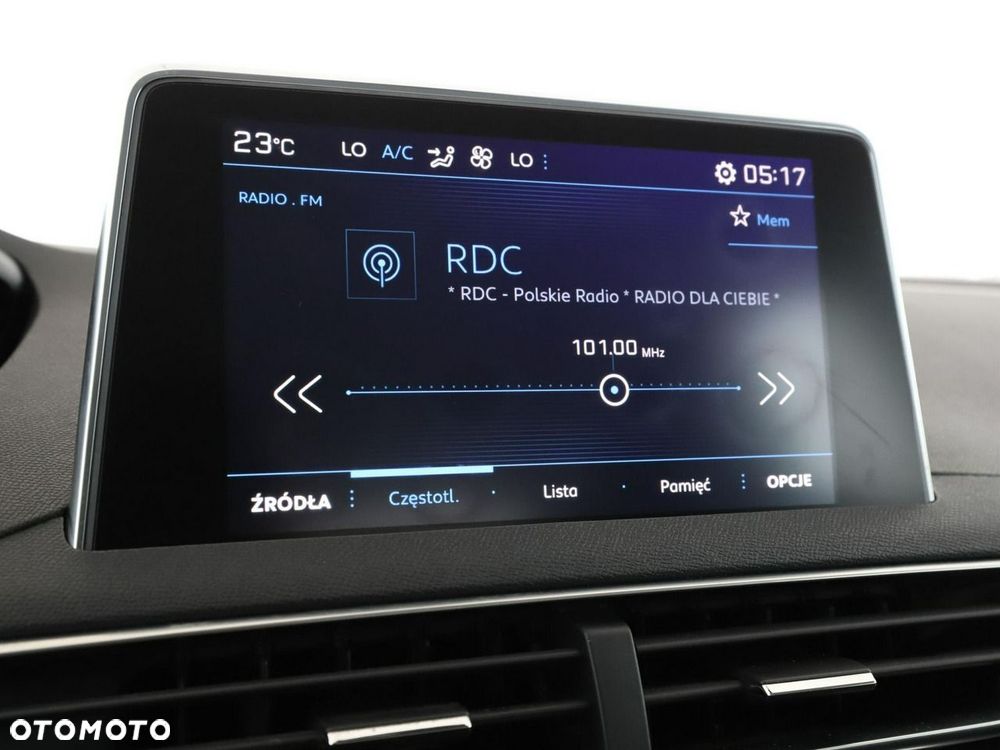 Peugeot 3008 1.2 PureTech Active Pack S&S - 23