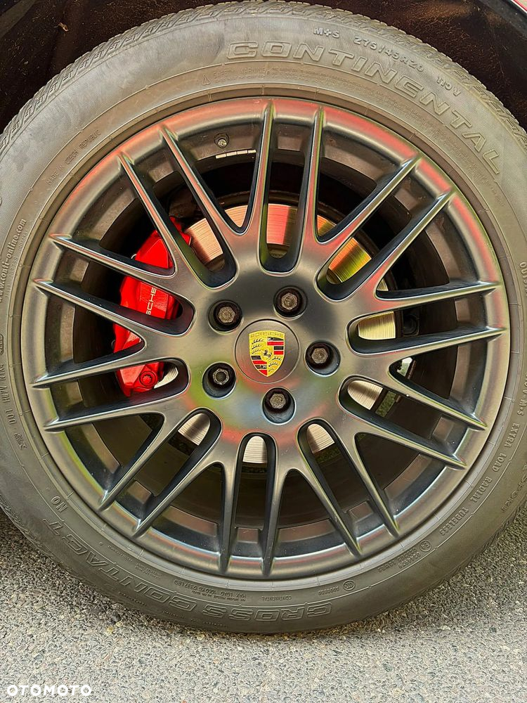 Porsche Cayenne GTS - 13