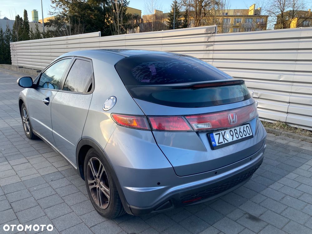 Honda Civic 1.4 Base - 4