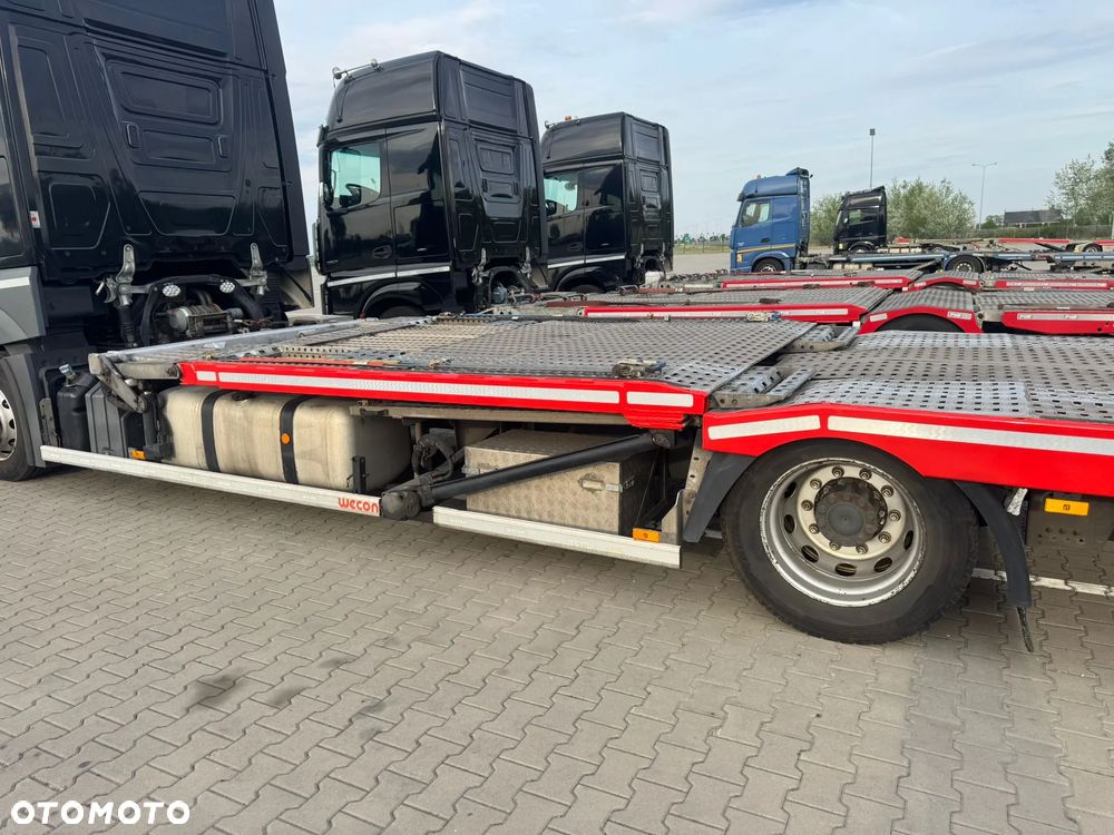 Mercedes-Benz ACTROS - 12