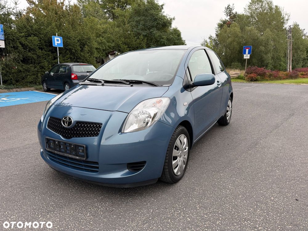 Toyota Yaris 1.3 Blue - 1