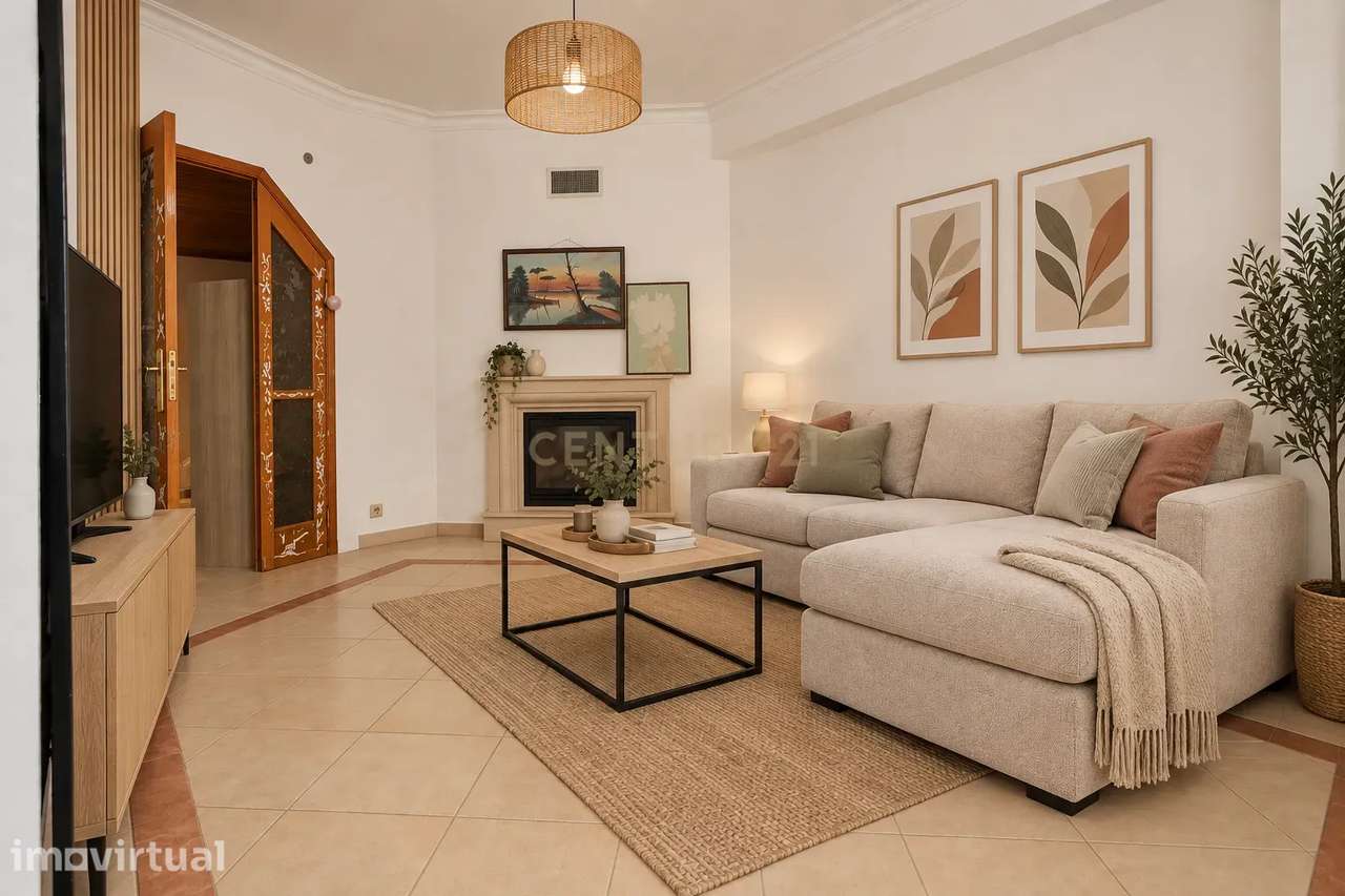 Apartamento T2 com terraço em Sta Marta do Pinhal, Corroios - Grande imagem: 3/23
