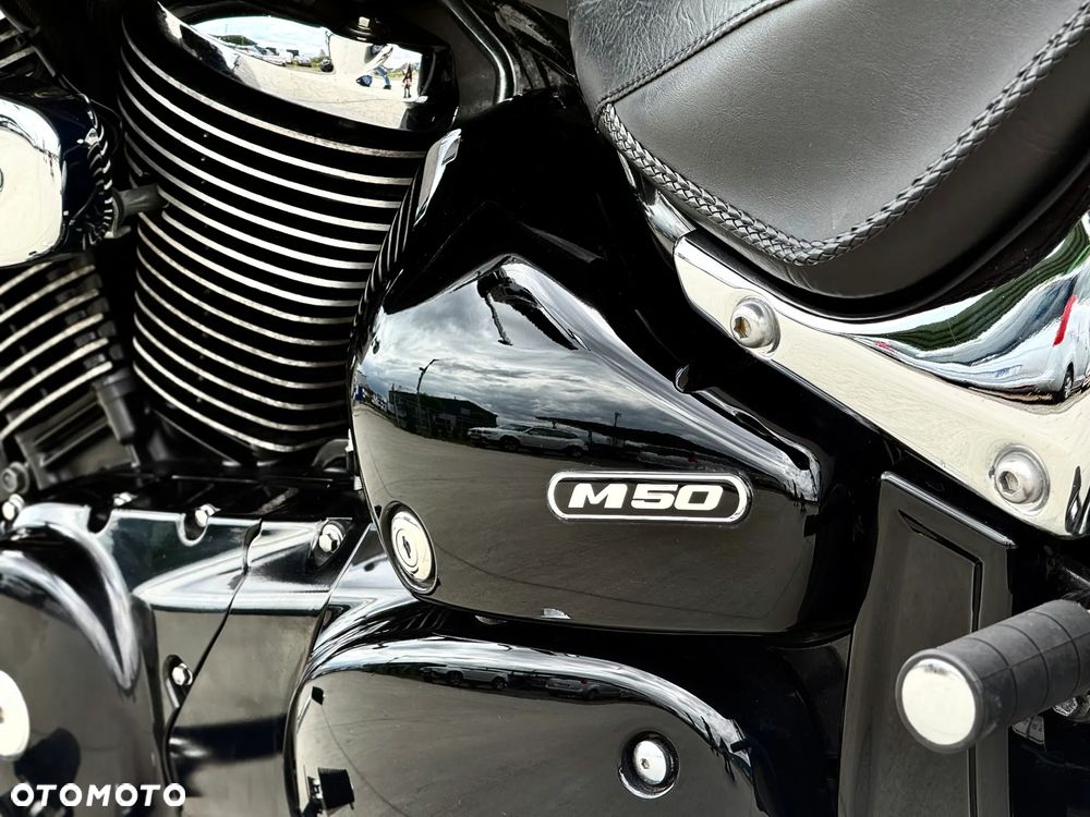 Suzuki Boulevard - 35