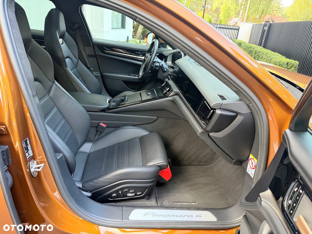 Porsche Panamera 4 E-Hybrid - 17