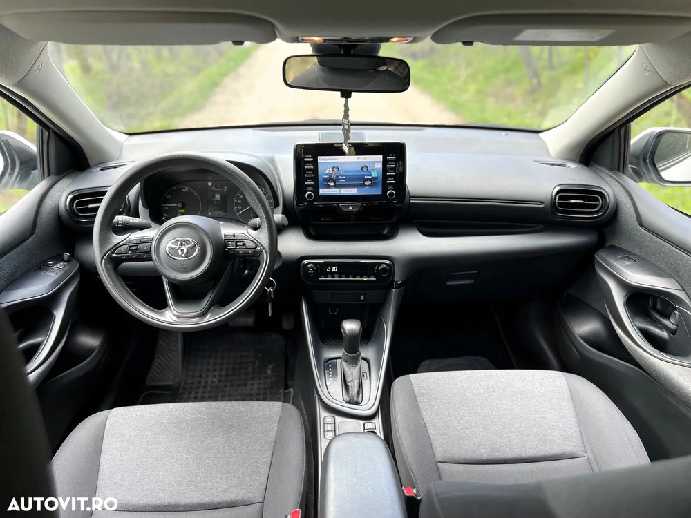 Toyota Yaris 1.5 VVT-i HSD Eco - 3