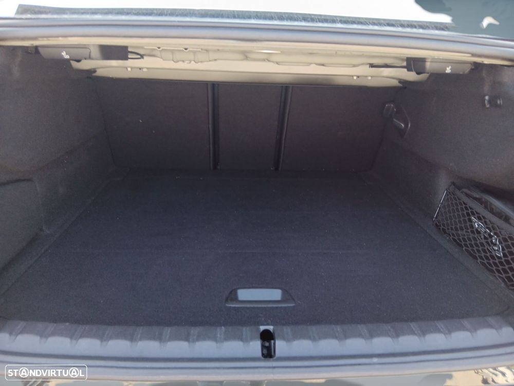 BMW 216 Gran Coupé d Pack Desportivo M - 12