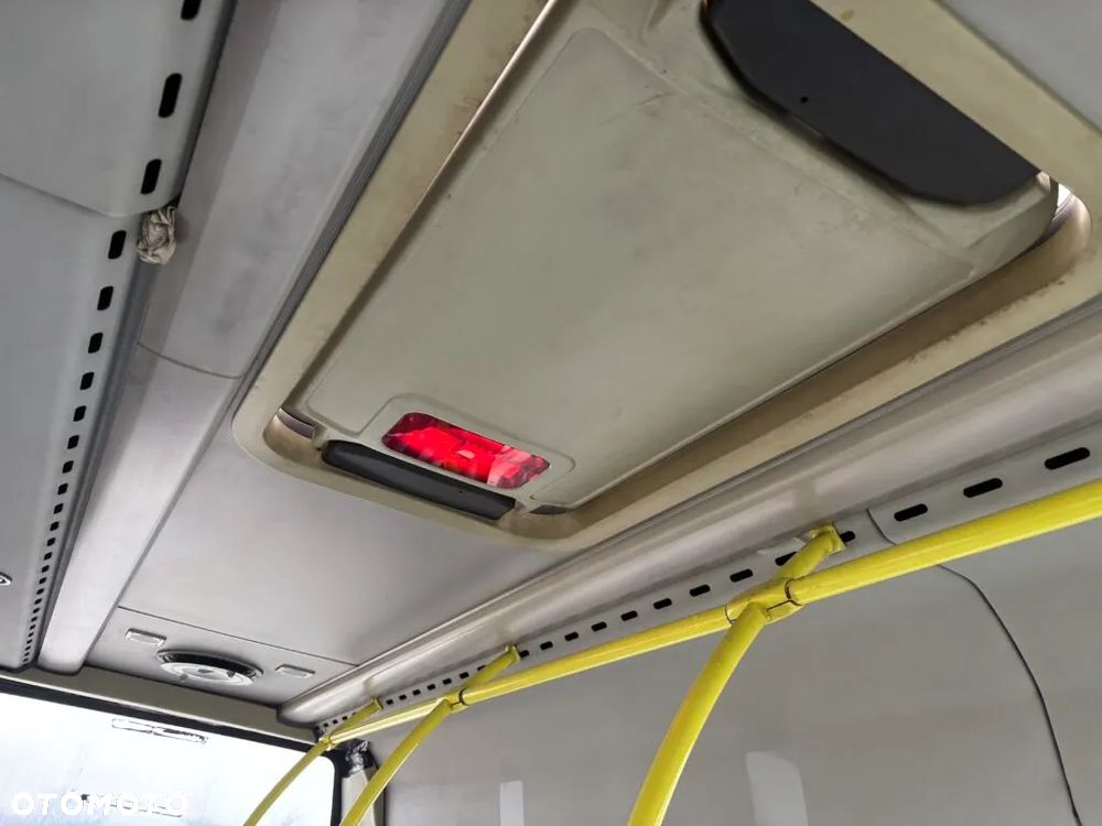 Mercedes-Benz Sprinter 906 - 22