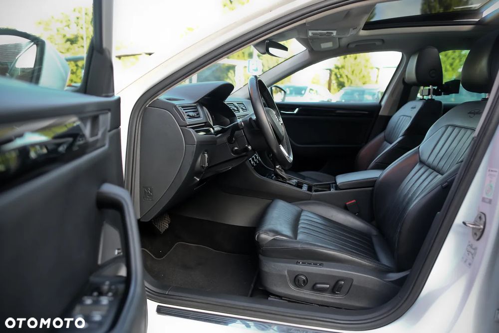 Skoda Superb 2.0 TDI 4x4 DSG L&K - 18