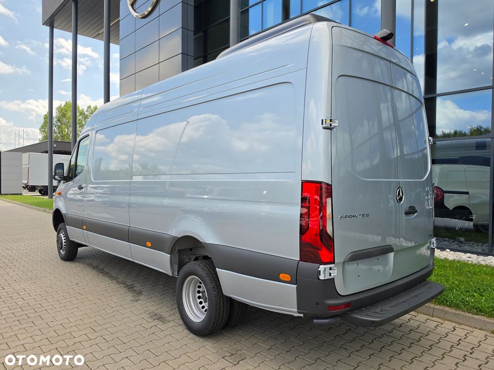 Mercedes-Benz Sprinter - 8