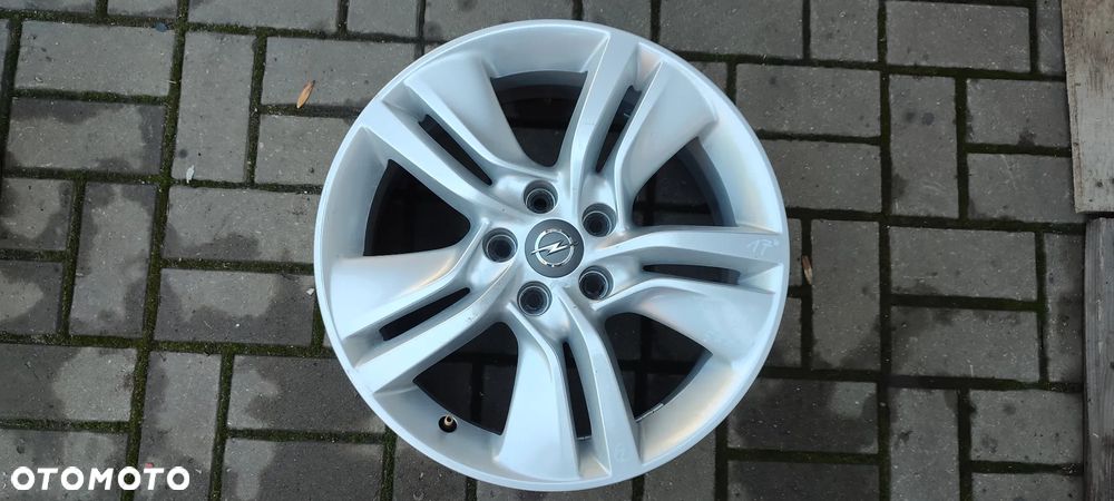FELGI ALUMNIOWE 5x110 7Jx17 CALI ET35 13385456 OPEL MERIVA B ZAFIRA B KOMPLET 4 SZTUKI - 2