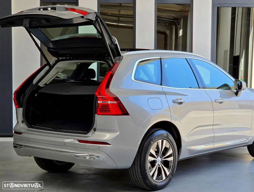 Volvo XC 60 2.0 T6 PHEV Inscription AWD - 48