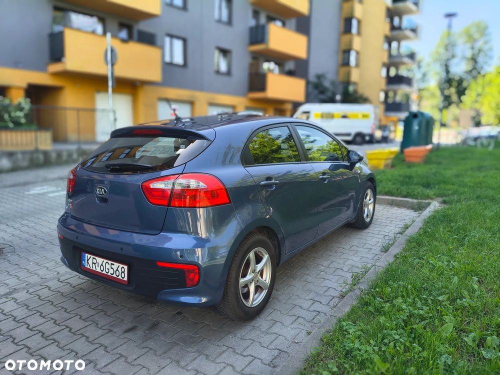 Kia Rio 1.2 M - 7
