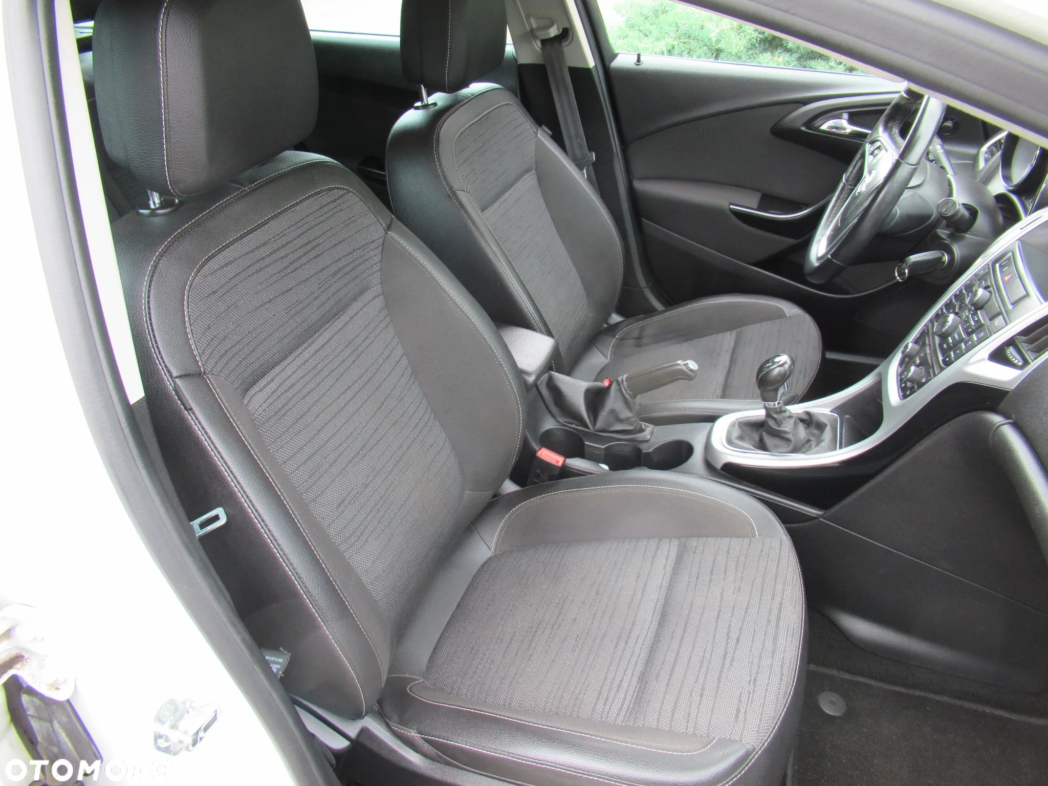 Opel Astra 1.6 CDTI DPF ecoFLEX Sports TourerStart/Stop Edition - 25