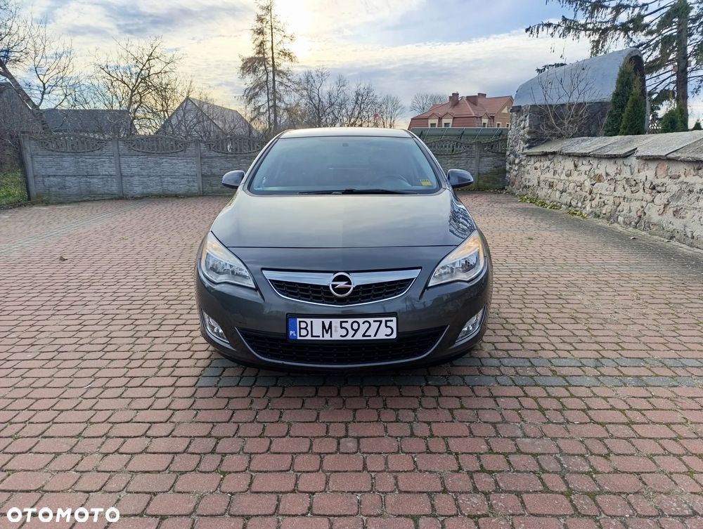 Opel Astra 1.6 Color Edition - 8