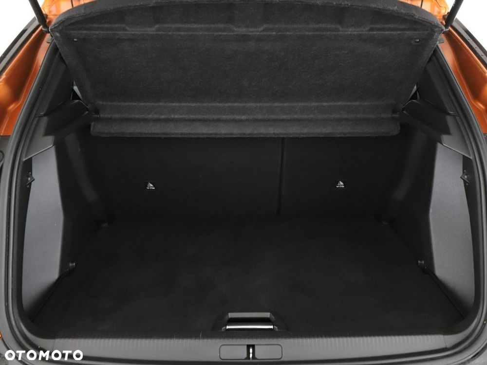 Peugeot 2008 PureTech 100 Style - 21
