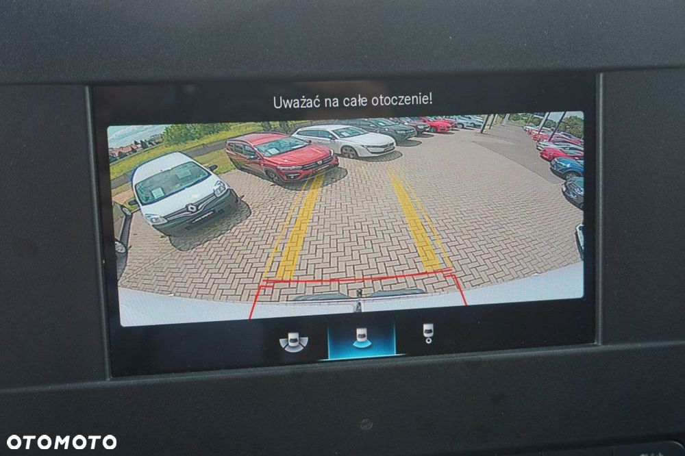 Mercedes-Benz Sprinter - 20