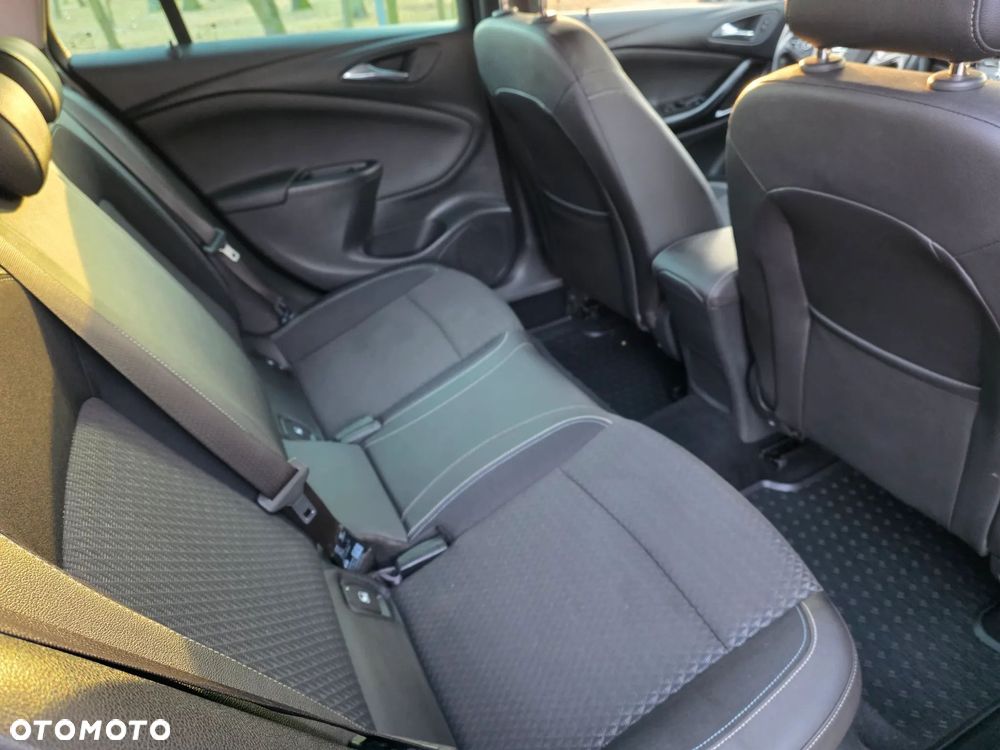 Opel Astra 1.6 D Start/Stop Business - 9