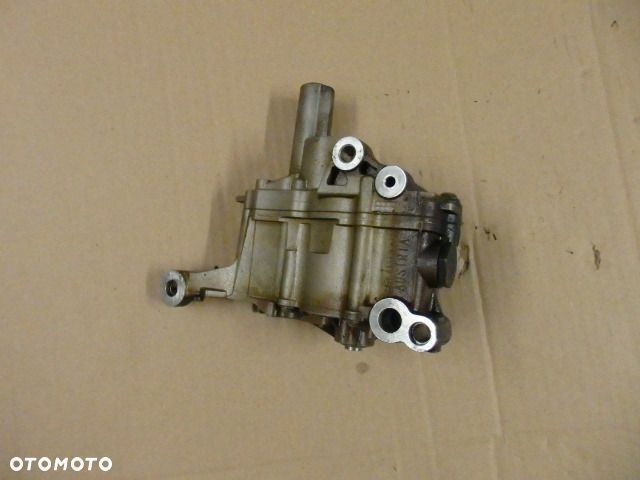 Bmw E60 E90 N52B25 2.5I  N52B30 3.0I POMPA OLEJU  7516396  RAF-AUTO CZĘŚCI BMW - 2