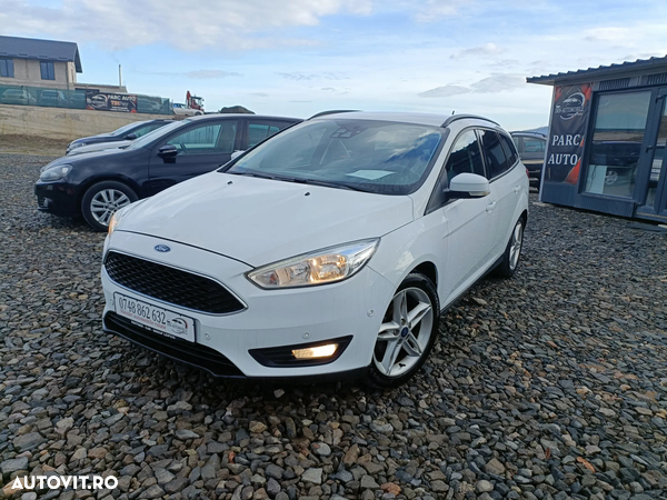 Ford Focus 1.0 EcoBoost Start-Stopp-System ACTIVE STYLE