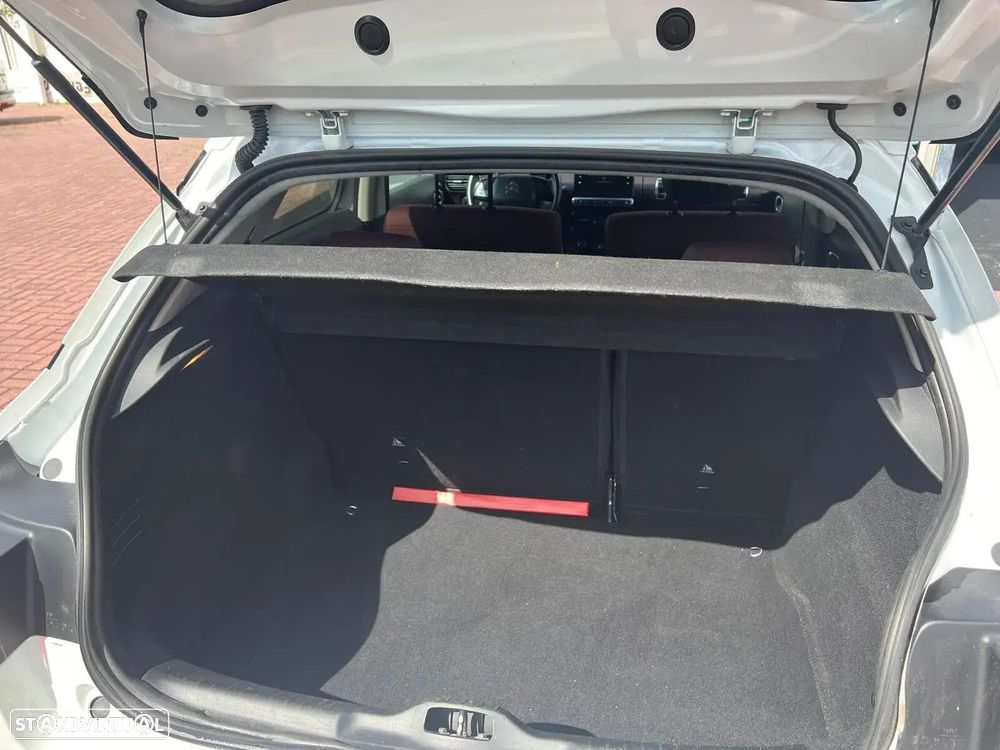 Citroën C4 Cactus - 32