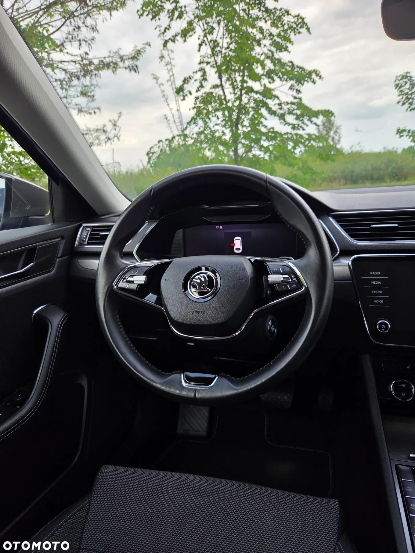 Skoda Superb Combi 1.4 TSI iV DSG Style - 13