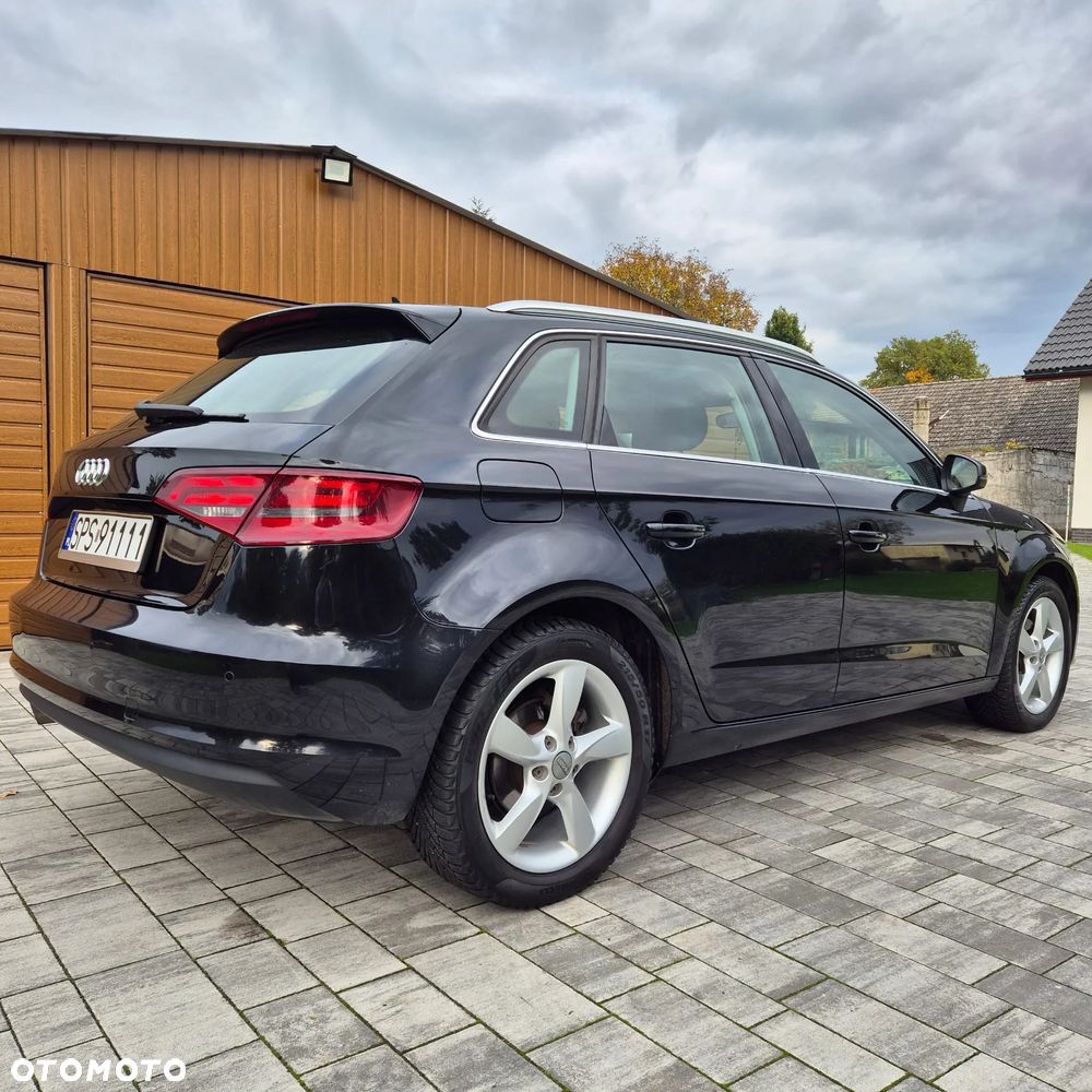 Audi A3 Sportback - 2