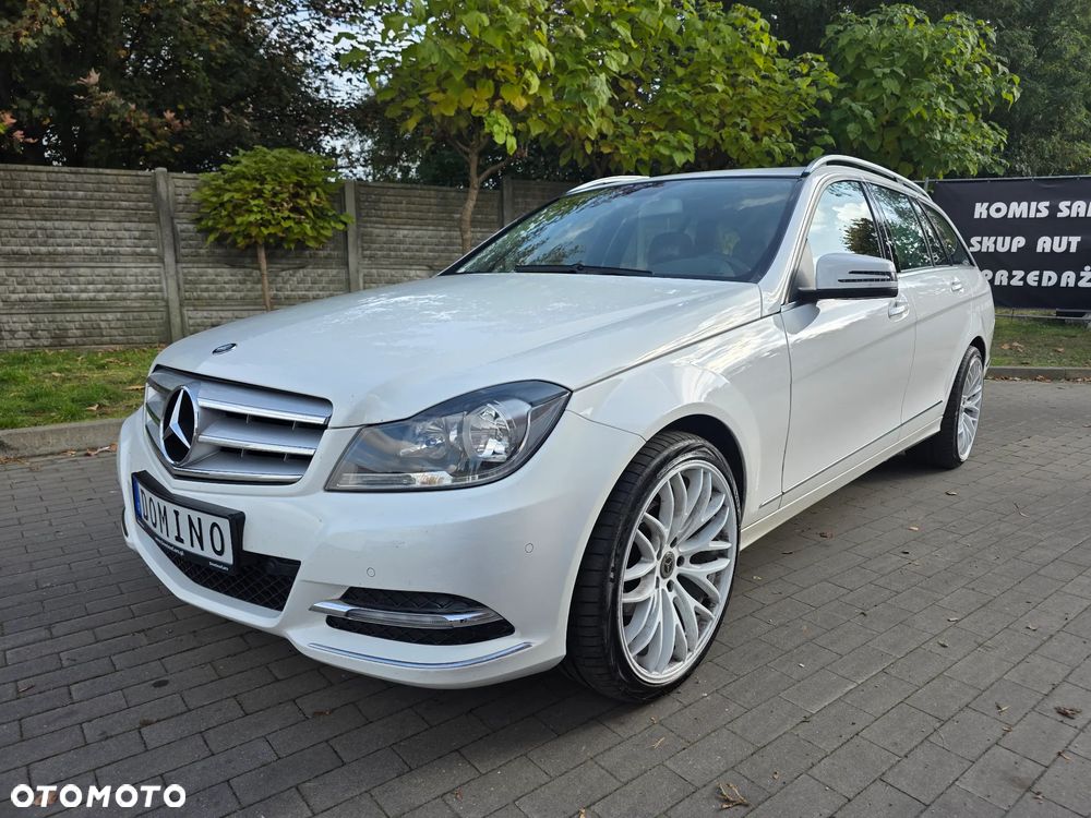 Mercedes-Benz Klasa C 180 T (BlueEFFICIENCY) 7G-TRONIC Avantgarde - 32
