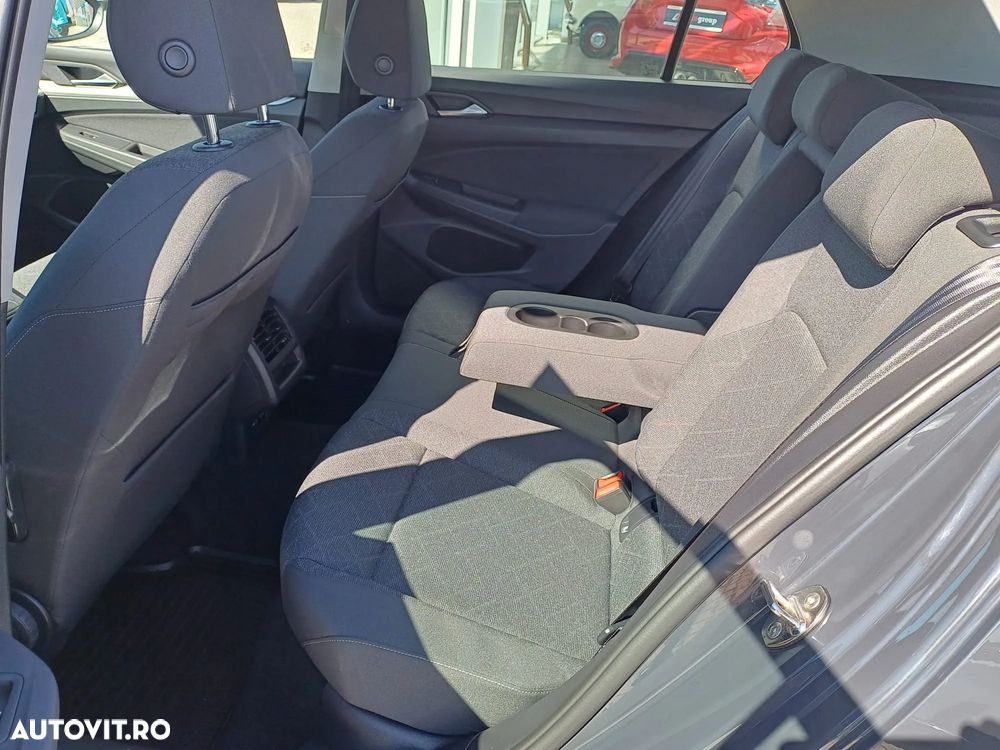 Volkswagen Golf 1.5 eTSI ACT DSG MHEV Life - 8