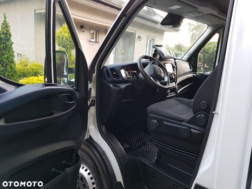 Iveco DAILY - 15